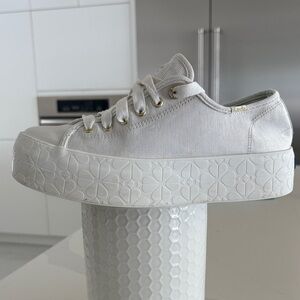 KATE SPADE - Keds White Platform Sneakers